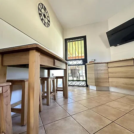 Chiclana Carboneros Apartment *